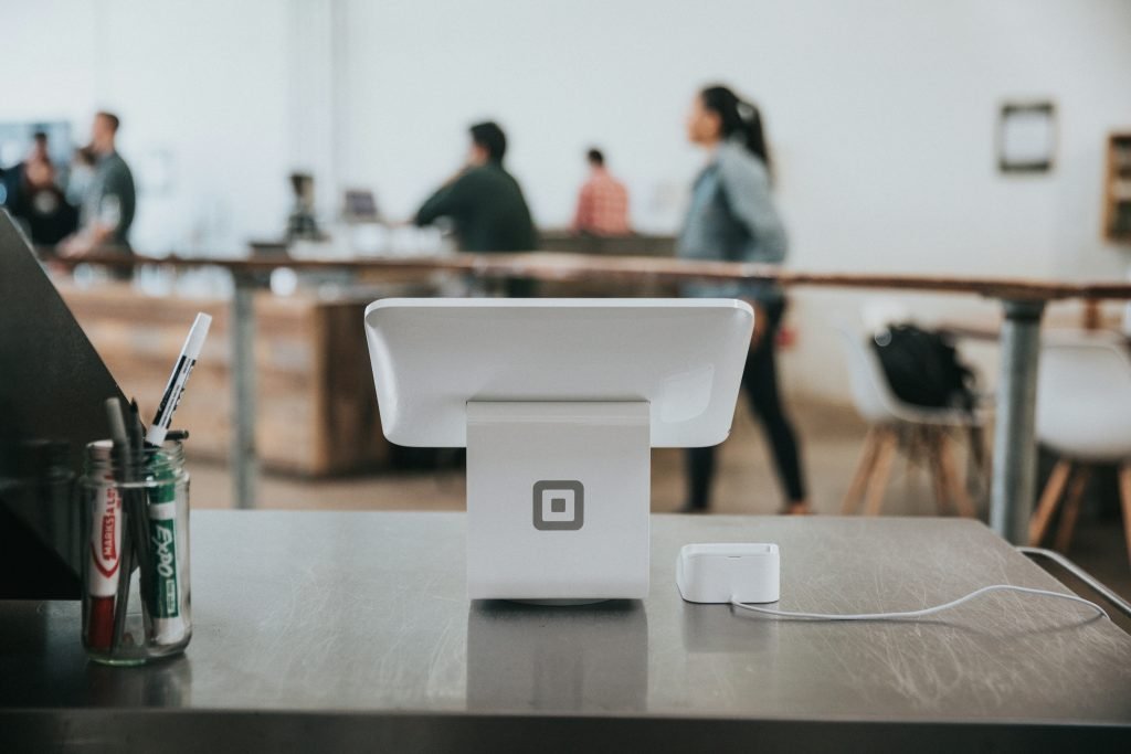 Retailers turn to generative AI for smoother store operations