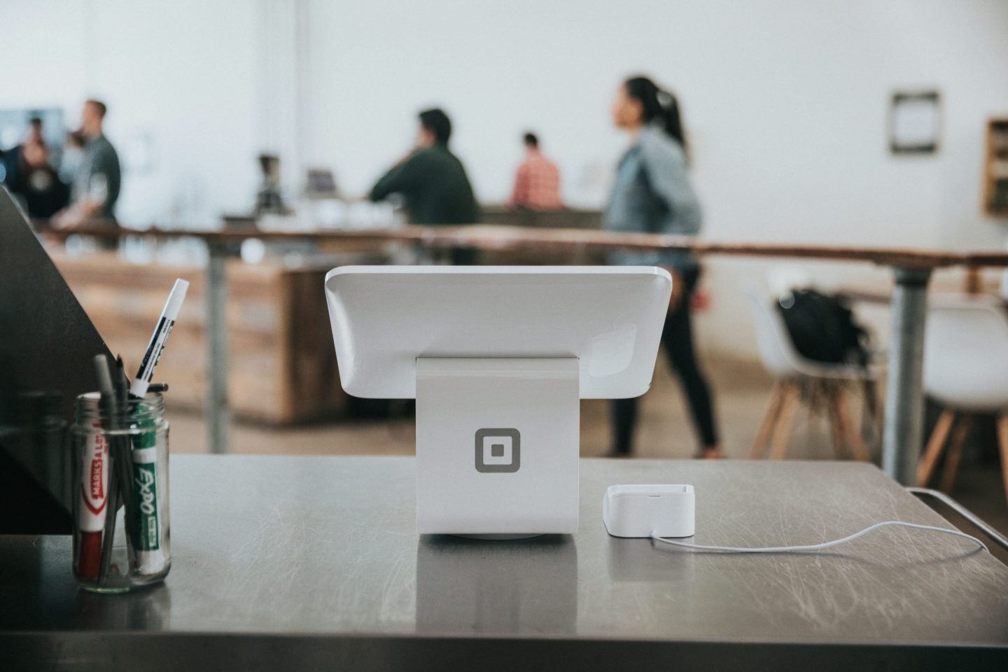 Retailers turn to generative AI for smoother store operations